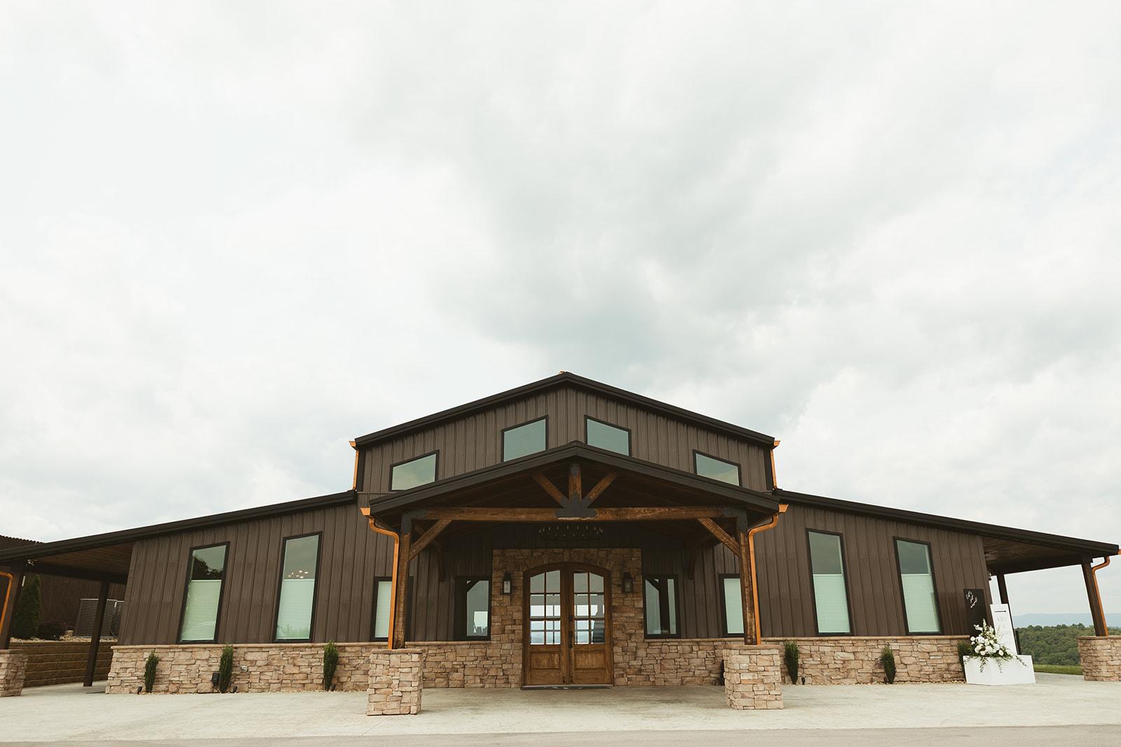 A photo of the outside of the Loyston in Knoxville TN, one of my favorite wedding venues as a Knoxville wedding photographer