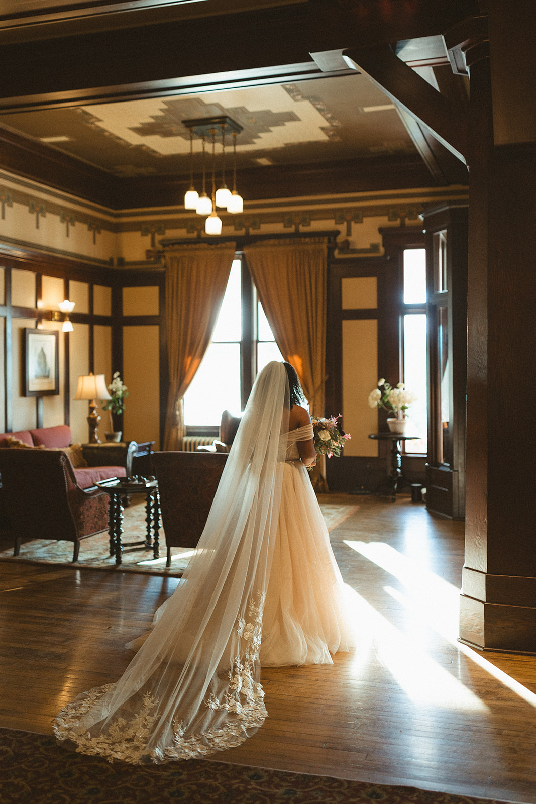 A bride in the getting ready rooms at sacajawea hotel